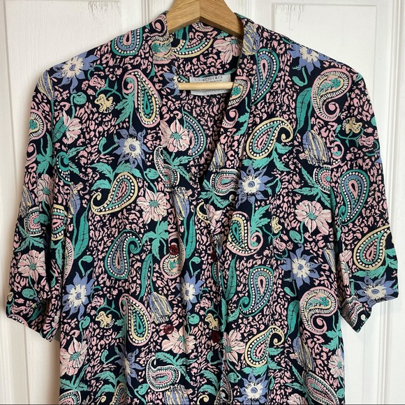 Double Breasted Retro Patterned Blouse - Picture 4 of 10